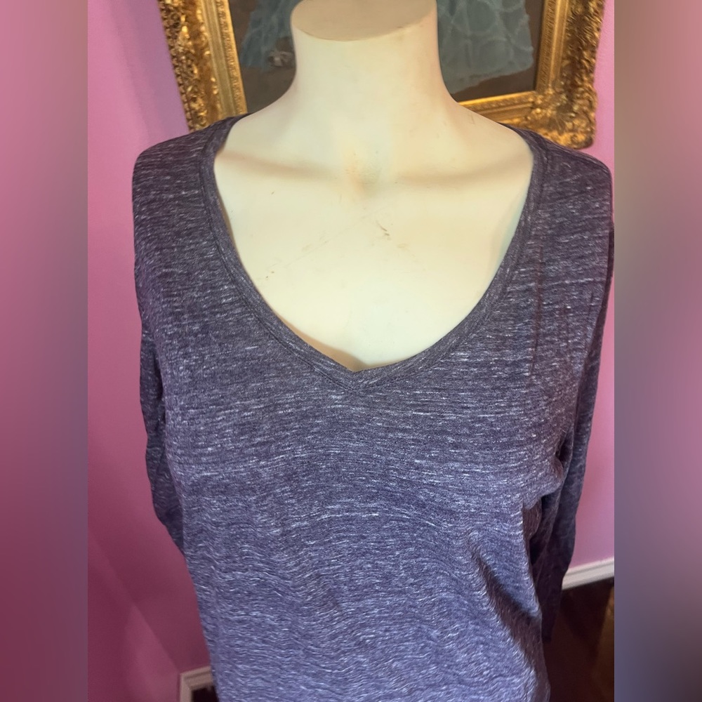 Sonoma long sleeve maroon/deep cranberry size medium light weight